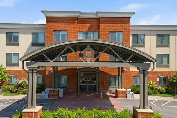 Photo 1 - Holiday Inn Express & Suites Bethlehem Arpt-Allentown Area