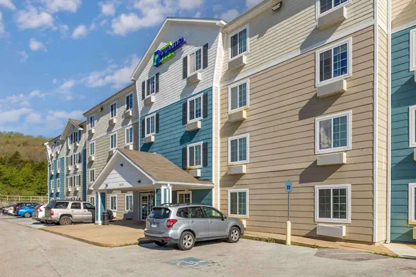 Photo 1 - WoodSpring Suites Fayetteville I-49