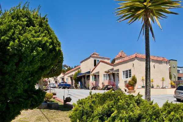 Photo 1 - Alpine Inn And Suites