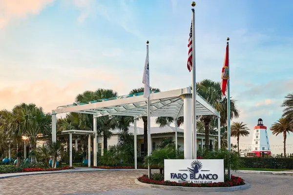 Photo 1 - Faro Blanco Resort Marathon Florida Keys, Curio by Hilton