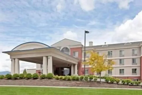 Photo 1 - Triple Play Resort Hotel & Suites