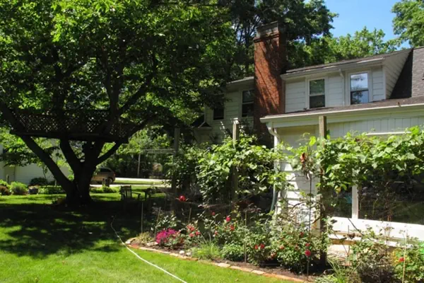 Photo 1 - The Birdhouse Bed & Breakfast