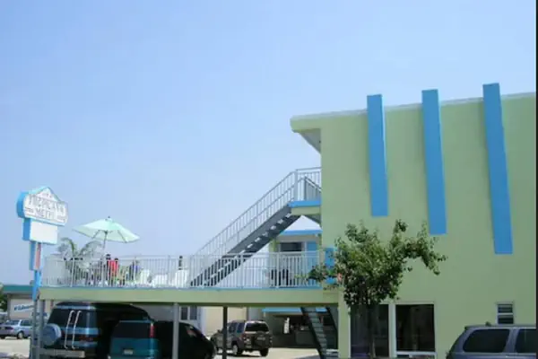 Photo 1 - Tropicana Motel