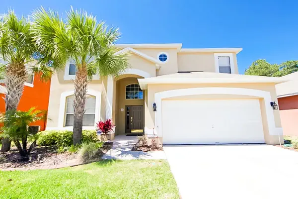 Photo 1 - 7BR 4.5BA Home in Emerald Island Resort by CV-2767