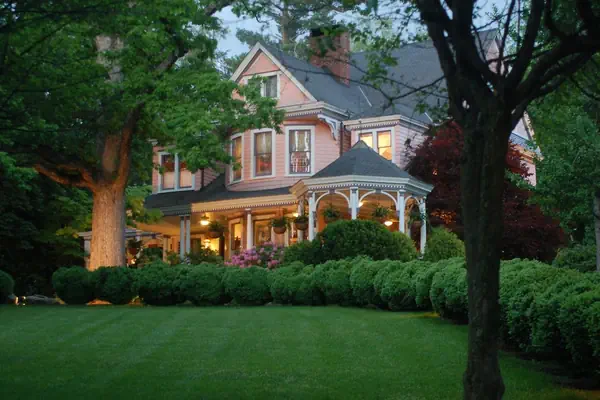 Photo 1 - Beaufort House Inn