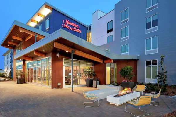 Photo 1 - Hampton Inn & Suites San Diego Airport Liberty Station