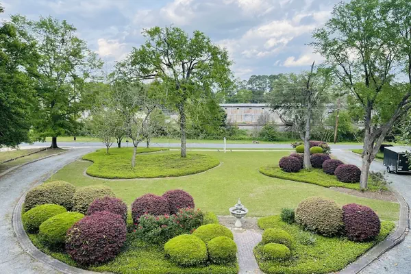 Photo 1 - Peacock Place