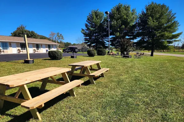 Photo 1 - Fox Mountain Inn