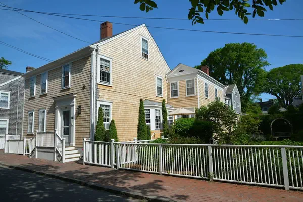 Photo 1 - 29 India House