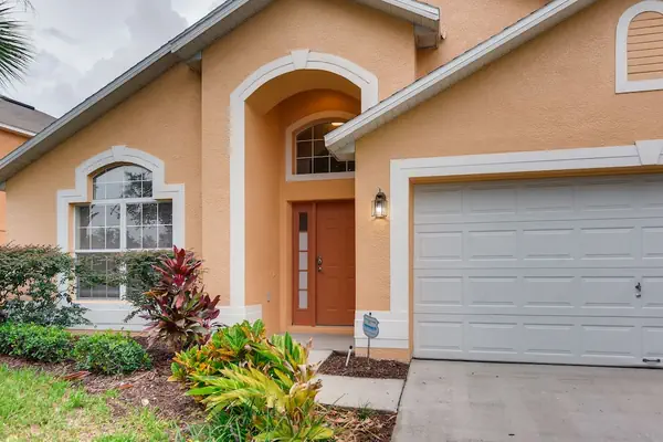 Photo 1 - 4BR Emerald Island Home by FS FL VH-8438