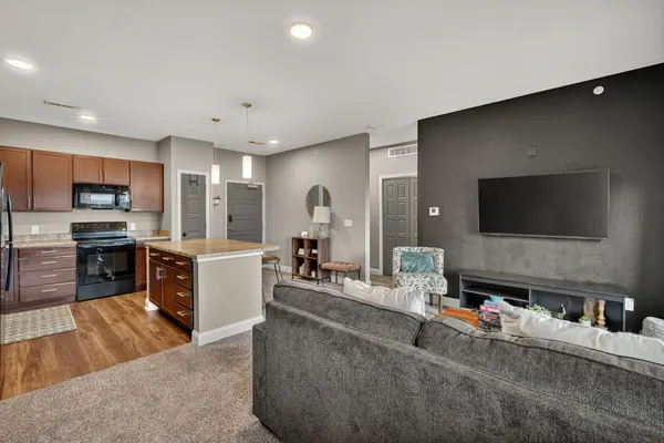 Photo 1 - Private Attached Garage | King Bed | No Stairs