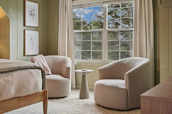 Photo 1 - The Purple House | Sleeps 6 | Hot Tub