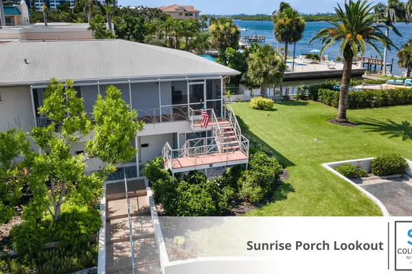 Photo 1 - Sunrise Porch Lookout – SK Collection by Siesta Stays