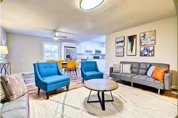 Photo 1 - 6BR Getaway | Near Lucas Oil & Downtown Indy