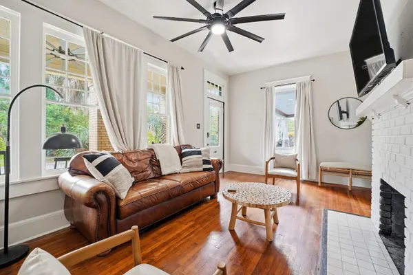 Photo 1 - 3BR Springfield Stay w/ Full Kitchen