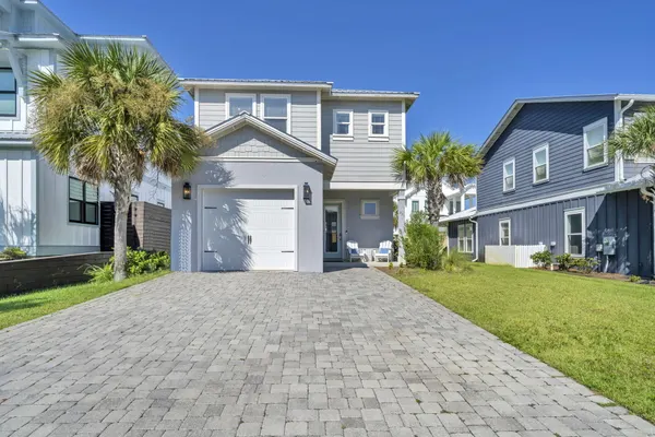 Photo 1 - Emerald Escape in Miramar Beach – Golf Cart, 4BR/4BA, Sleeps 14, Pool, Beach
