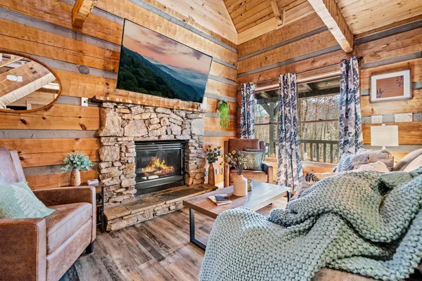 Photo 1 - Newly Remodeled! Short Drive to Dollywood & Gburg!