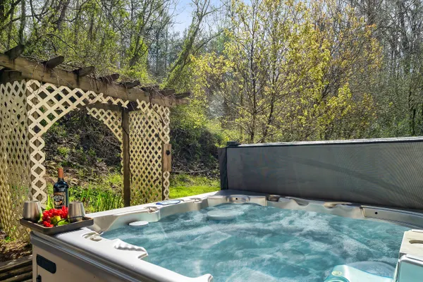 Photo 1 - 10 Mins to Downtown Gatlinburg~HotTub~Rockytop