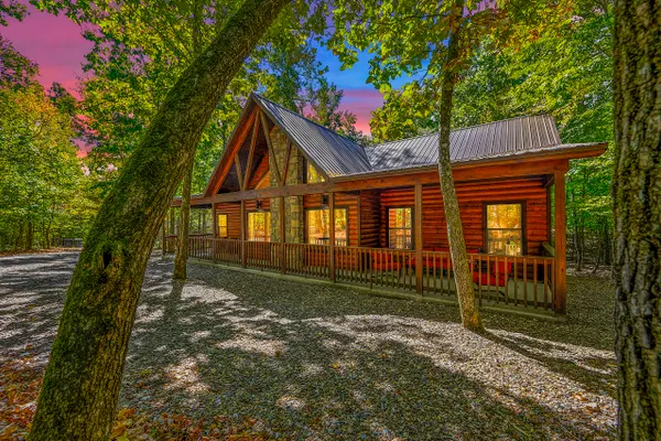 Photo 1 - Sun Room + Close to Attractions + Playground + Shuffle Board + Family Friendly