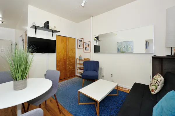 Photo 1 - Cozy 3BR in Hell's Kitchen - Great Location!