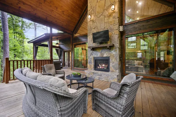 Photo 1 - Rated Top 10 One Bedroom + Oversized Deck + Game Room + Prime Location + Hot Tub