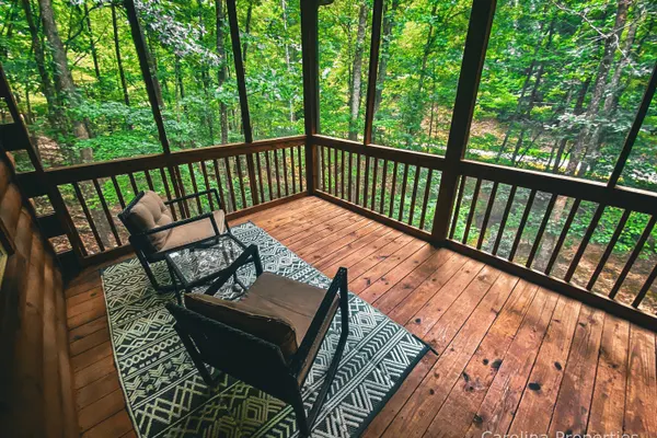 Photo 1 - Gillford Cottage - Creek, Private, Lake Access!