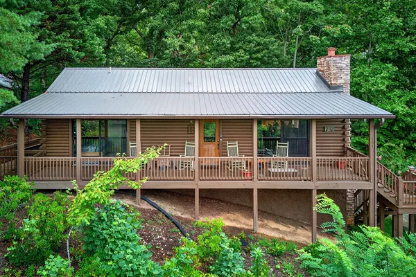 Photo 1 - NEW - My Mountain Paradise by Carolina Properties *Decorates for Christmas*