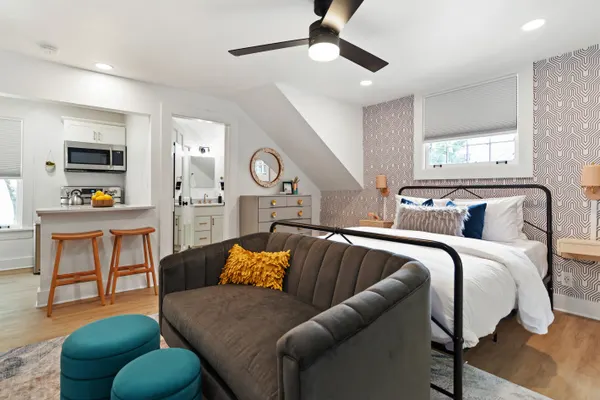 Photo 1 - The Village Loft: Dreamy Second Floor Studio Near Belmont & Vanderbilt
