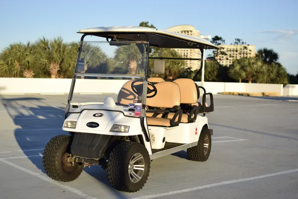 Photo 1 - May 19-21 Now Available! With Golf Cart On Resort!On Beach W/ Tropical Pool Deck