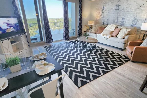 Photo 1 - Immaculate! Large and inviting! Dive into the best vacation NOW!