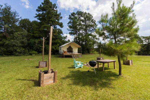 Photo 1 - Boutique Glamping Stay by Lake Livingston