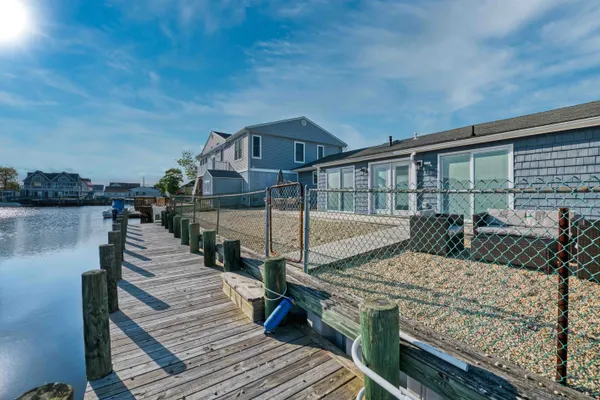 Photo 1 - Waterfront Vacation Rental in Mystic Island