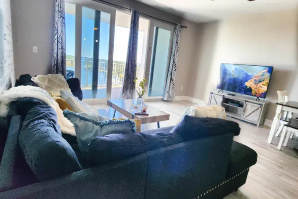 Photo 1 - Gorgeous unit!  Divine beach set up! Restaurans, Boardwalk,Shops In The Resort