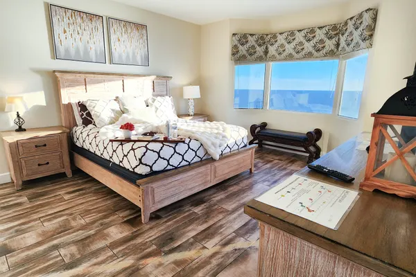 Photo 1 - ⭐⭐⭐⭐⭐Tidewater 2302-Spectacular 3BD Beach Condo, Pools, Arcade,HotTubs!