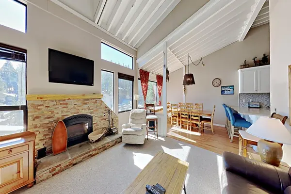 Photo 1 - Spacious 3 Bedroom Condo with Loft - Ski Cross Country Nearby! (Unit 615 at 1849)