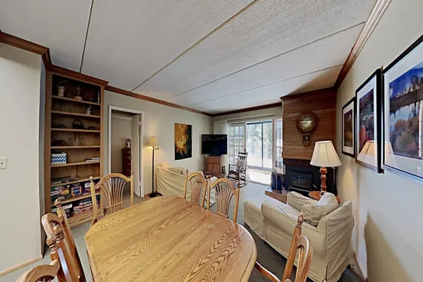 Photo 1 - Spacious 2 Bedroom Condo Just Steps To Mammoth Mountain (Unit 108 at 1849 Condos)