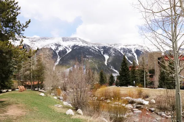 Photo 1 - Private Mountain Town home Pet Friendly with Great Views - WD12