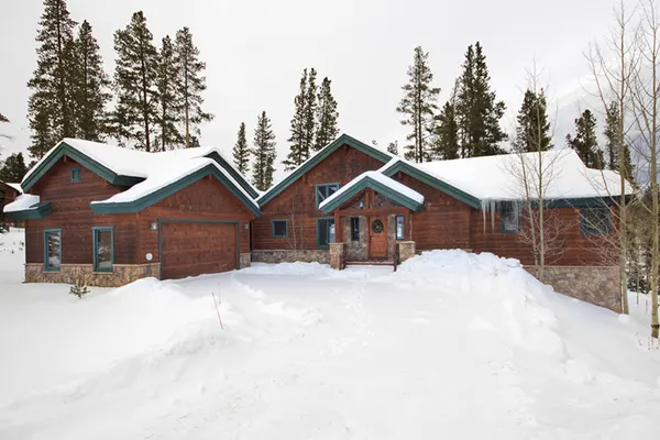 Photo 1 - Pine Needle Lodge