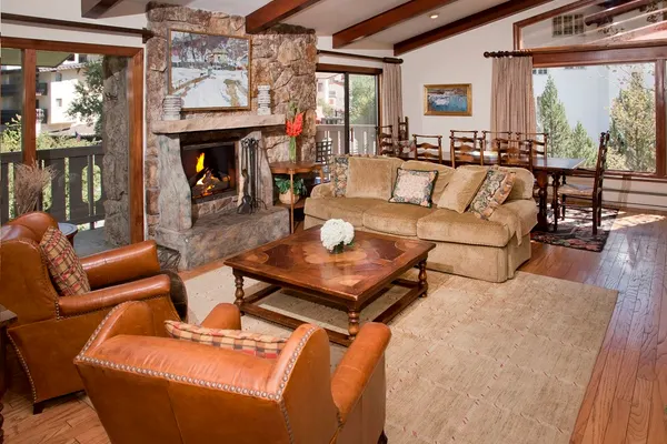 Photo 1 - 3BR Residence w/ Cozy Fire Place - Lodge at Vail Save 20% on 7+ Nights!