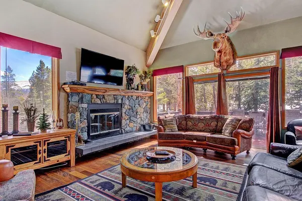 Photo 1 - Gold King Lodge