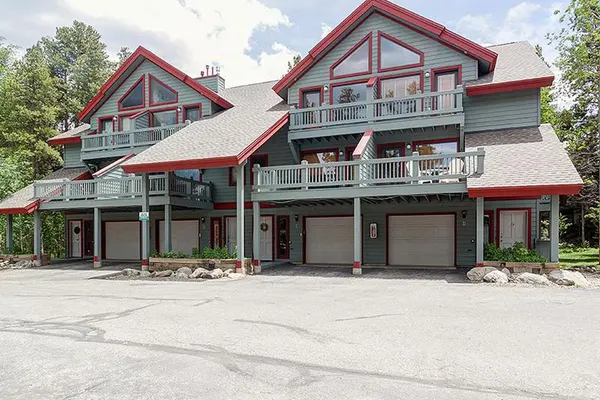 Photo 1 - Pine Creek Lodge