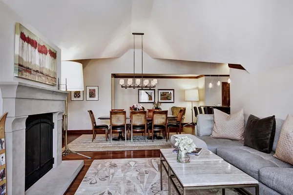 Photo 1 - Vail Village Private 4 BR Residence w Full Kitchen Save 20% on 7+ Nights!