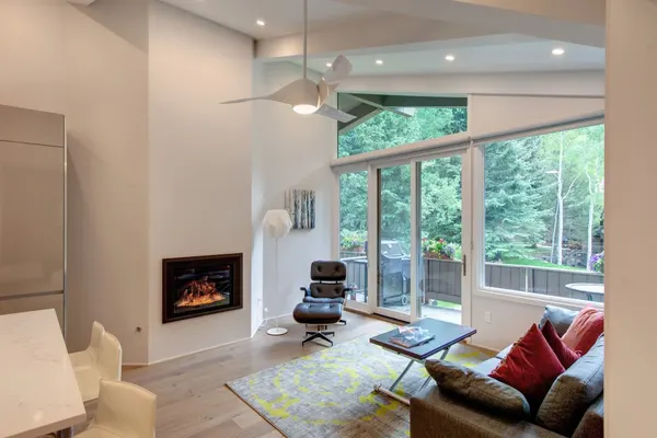 Photo 1 - Aspen Alps Apartment #109