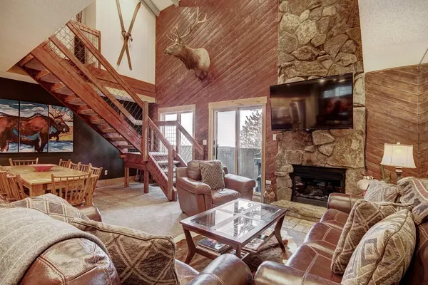 Photo 1 - CM416M 8BR Copper Mtn Inn Pet Friendly
