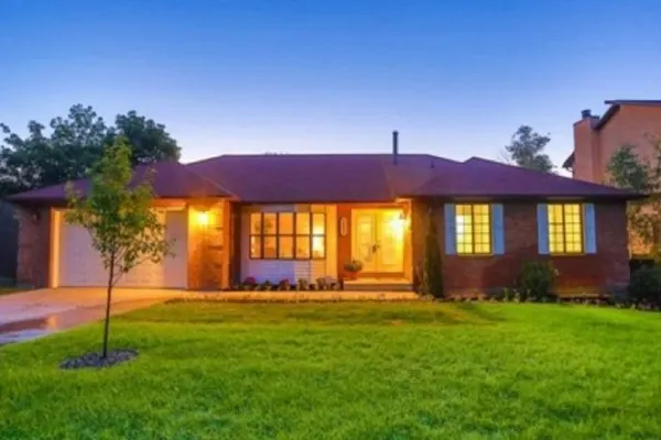 Photo 1 - Brighton House