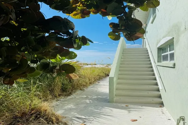 Photo 1 - 763 NORTH SHORE DRIVE - UPSTAIRS