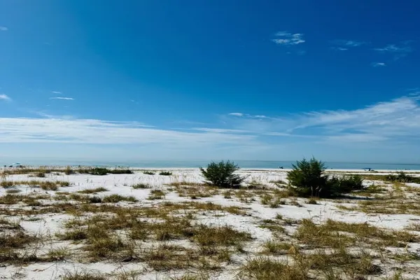 Photo 1 - 763 NORTH SHORE DRIVE - DOWNSTAIRS