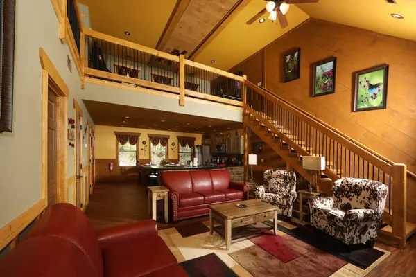 Photo 1 - Luxurious Mountain Cabin with Modern-Style Furnishing