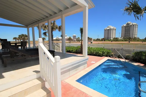 Photo 1 - Coastal Cottage - Private Home Close to Beach & Bay