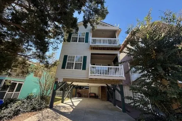 Photo 1 - Gone To The Beach